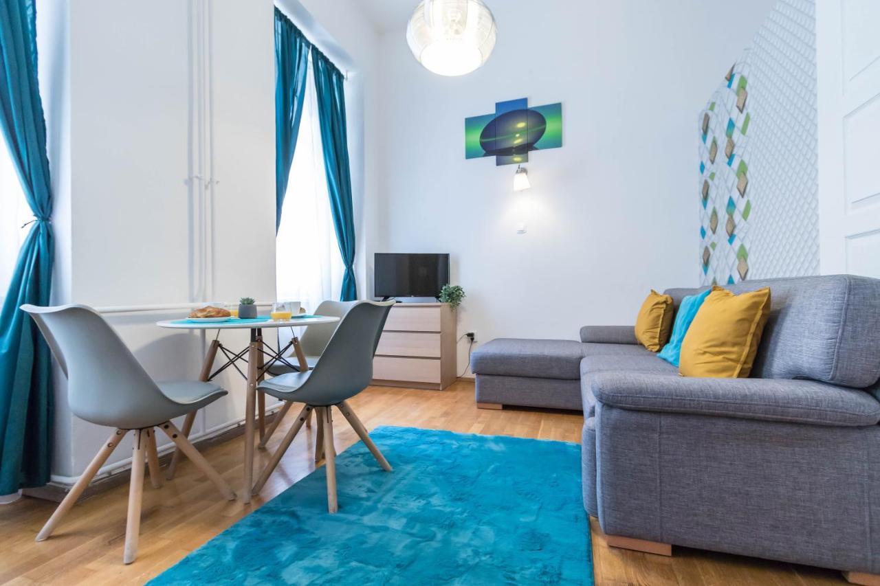 Adele'S Apartment Close To Danube And Fashion Street ブダペスト エクステリア 写真