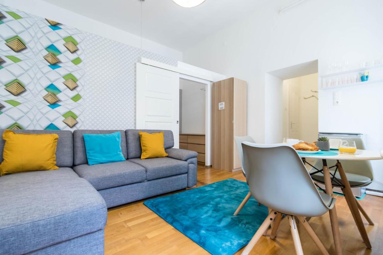 Adele'S Apartment Close To Danube And Fashion Street ブダペスト エクステリア 写真