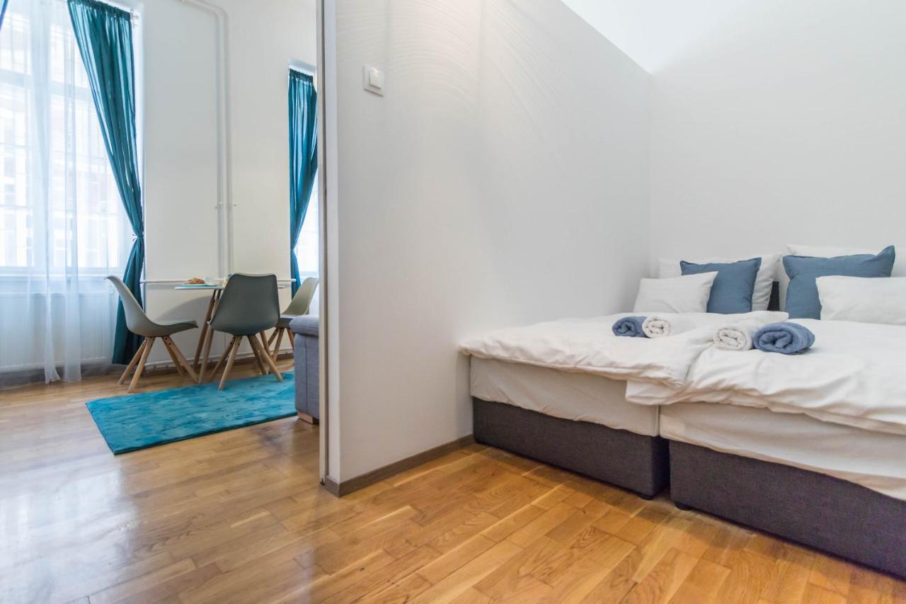 Adele'S Apartment Close To Danube And Fashion Street ブダペスト エクステリア 写真